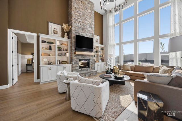 585 E Distributor, Boise, ID 83716