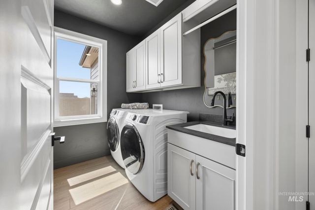 585 E Distributor, Boise, ID 83716