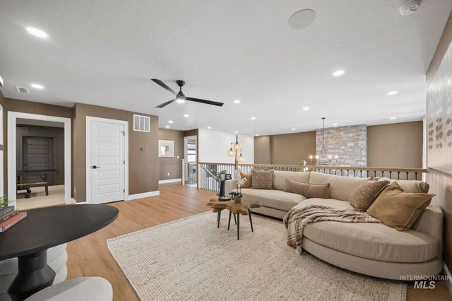 585 E Distributor, Boise, ID 83716