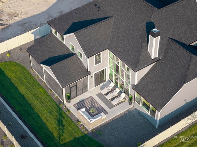 585 E Distributor, Boise, ID 83716