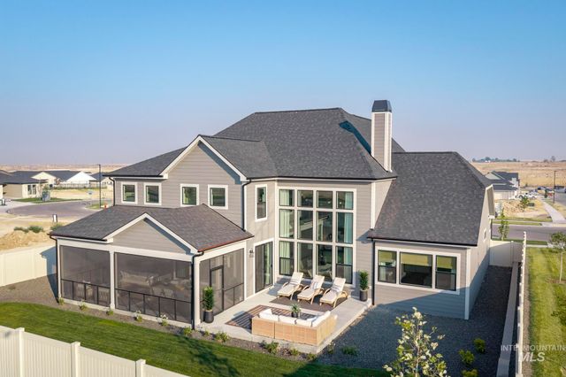 585 E Distributor, Boise, ID 83716