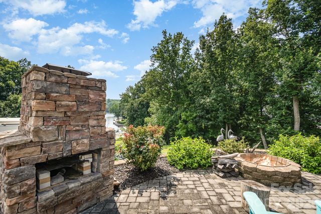 132 Eagle Drive B16, New London, NC 28127