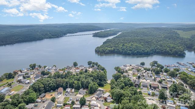 132 Eagle Drive B16, New London, NC 28127