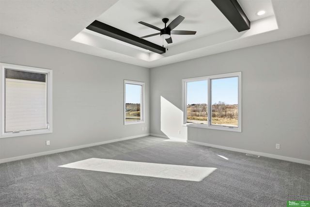 6523 S 214th Street, Elkhorn, NE 68022