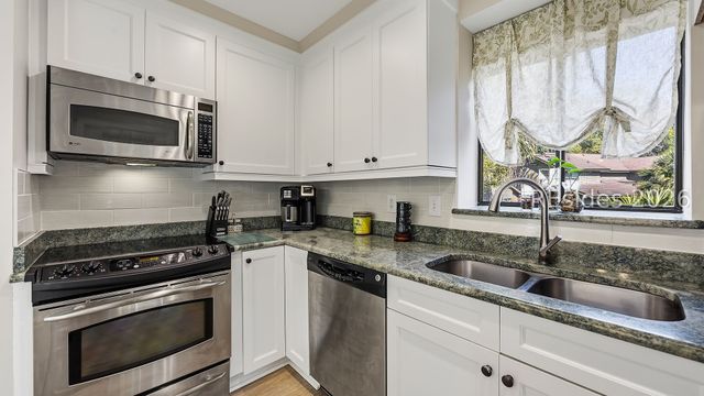 21 Haul Way 14, Hilton Head Island, SC 29928