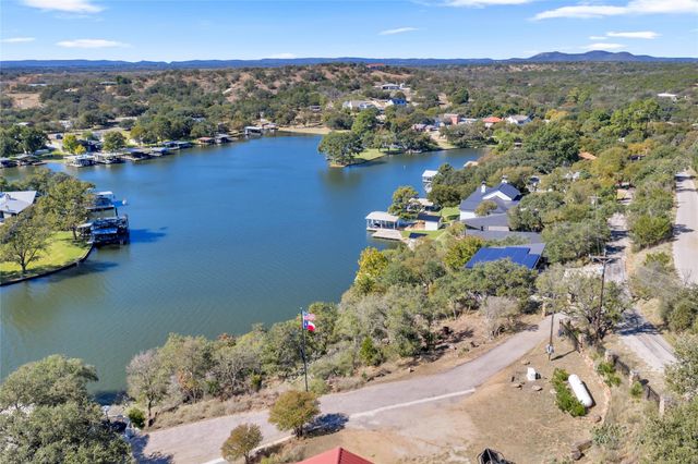 150 Skyline DR, Sunrise Beach, TX 78643