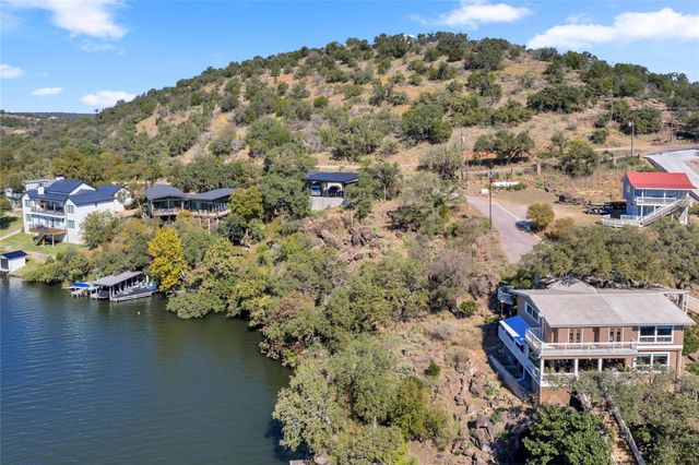 150 Skyline DR, Sunrise Beach, TX 78643