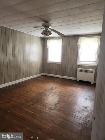 506 RANDOLPH ST, Camden, NJ 08105