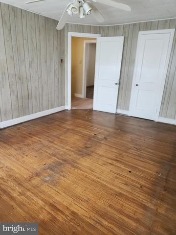 506 RANDOLPH ST, Camden, NJ 08105