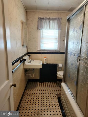 506 RANDOLPH ST, Camden, NJ 08105