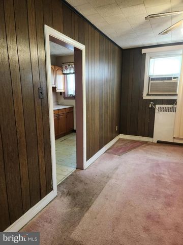 506 RANDOLPH ST, Camden, NJ 08105