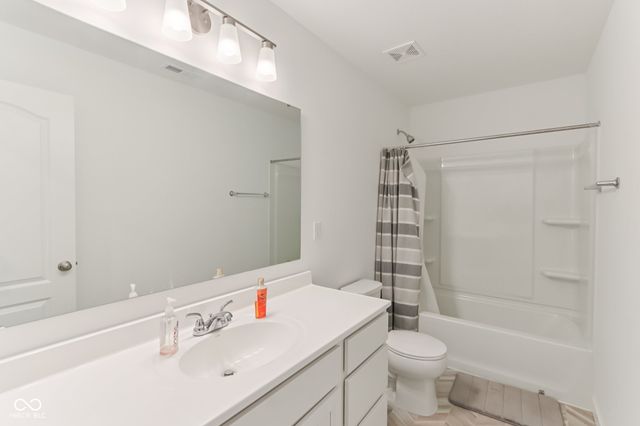 1022 Cyprian Way, Lebanon, IN 46052