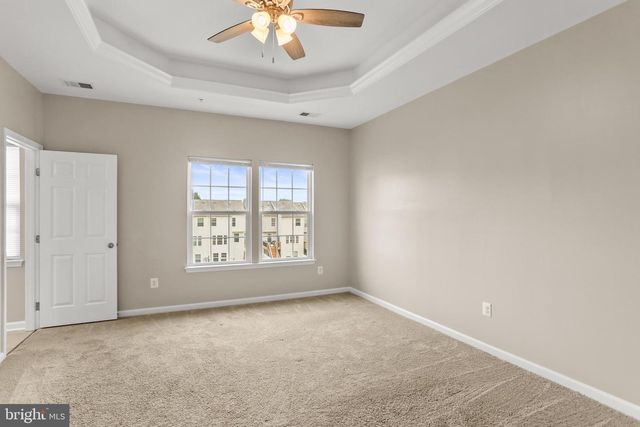 806 BLOSSOM DR, Hanover, PA 17331