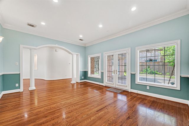 5322 Val Verde Street, Houston, TX 77056