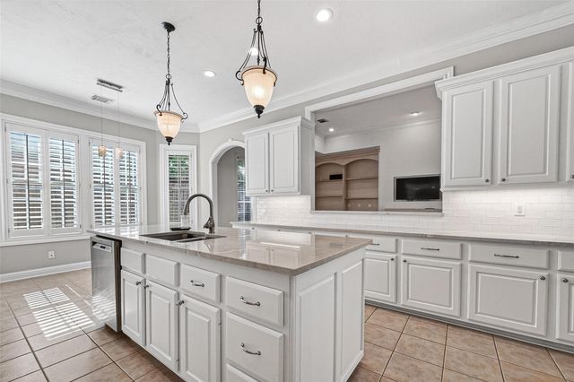 5322 Val Verde Street, Houston, TX 77056