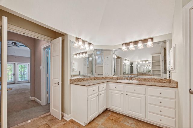 5322 Val Verde Street, Houston, TX 77056