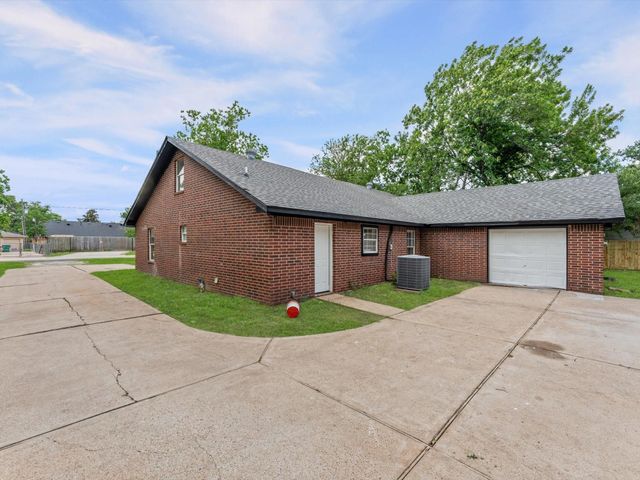 423 Masterson Street, Arcola, TX 77583