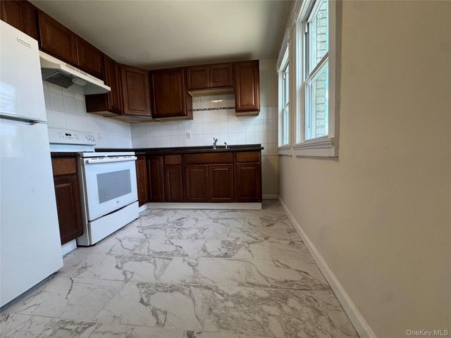 284 Main Street 3 B, Beacon, NY 12508