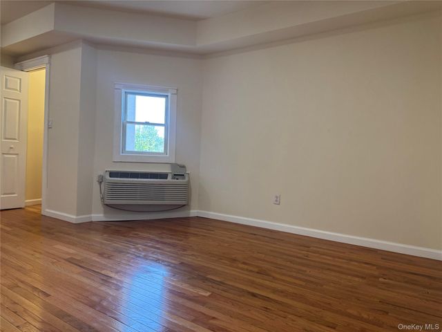 284 Main Street 3 B, Beacon, NY 12508