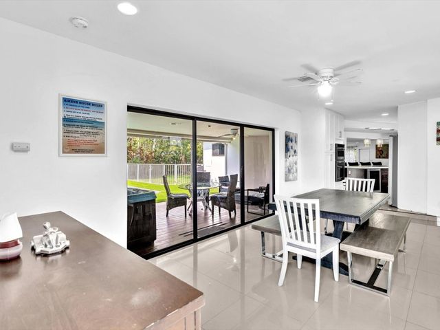 5901 W Broward Boulevard, Plantation, FL 33317