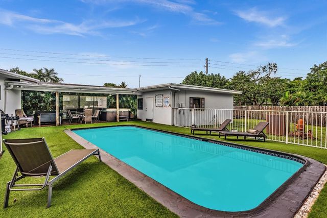 5901 W Broward Boulevard, Plantation, FL 33317