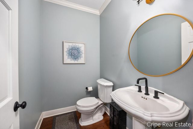 1620 Foothills Trail NE, Ada, MI 49301