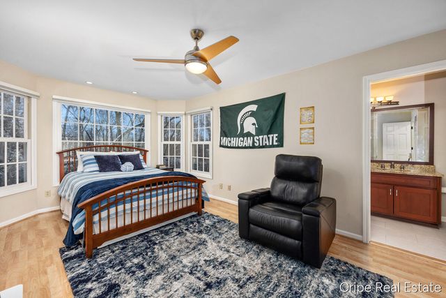 1620 Foothills Trail NE, Ada, MI 49301