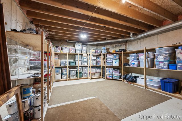 1620 Foothills Trail NE, Ada, MI 49301