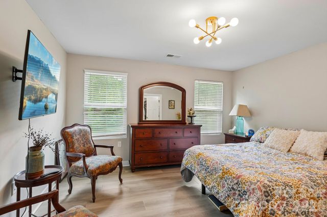 4511 Hunton Dale Road NW, Concord, NC 28027