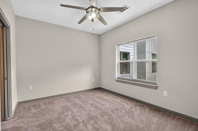 782 Riverfront Pkwy Apt 419, Chattanooga, TN 37402