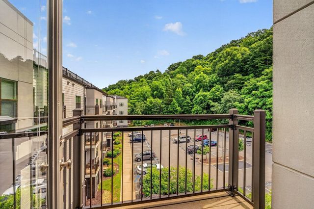 782 Riverfront Pkwy Apt 419, Chattanooga, TN 37402
