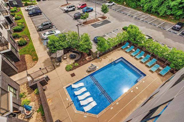 782 Riverfront Pkwy Apt 419, Chattanooga, TN 37402