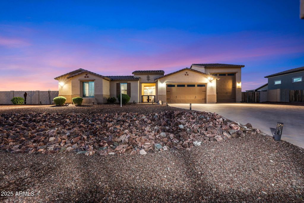 13532 W SIERRA VISTA Drive, Glendale, AZ 85307 — photo 2