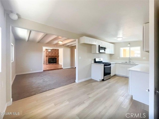 44739 3rd, Lancaster, CA 93535