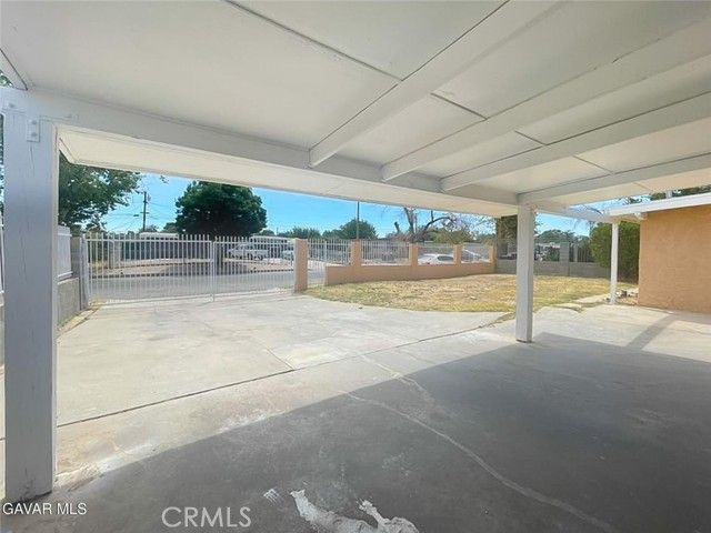 44739 3rd, Lancaster, CA 93535