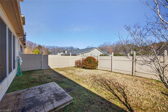 6168 Sunny Brook Drive, Clemmons, NC 27012