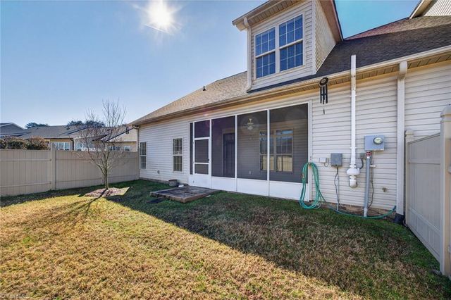 6168 Sunny Brook Drive, Clemmons, NC 27012