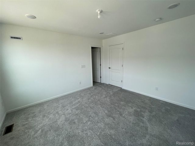 42822 Atwood Avenue, Novi, MI 48375