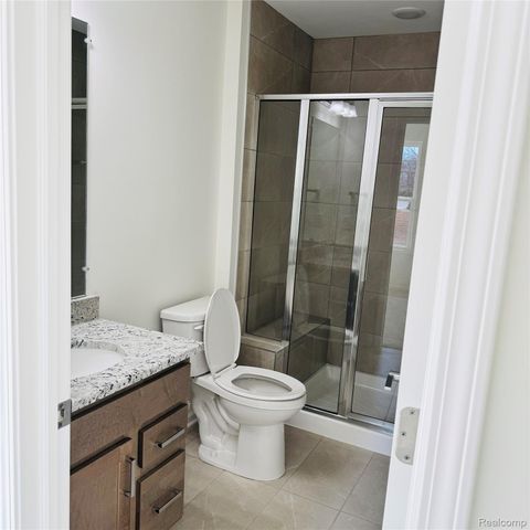 42822 Atwood Avenue, Novi, MI 48375