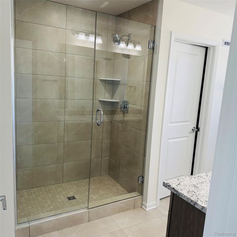 42822 Atwood Avenue, Novi, MI 48375