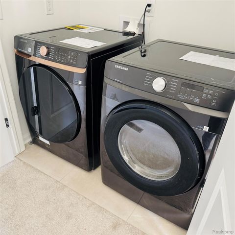 42822 Atwood Avenue, Novi, MI 48375