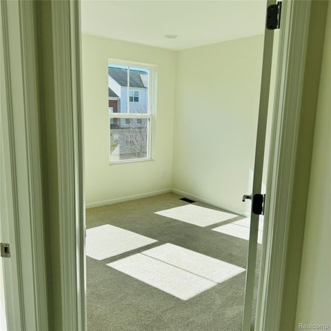 42822 Atwood Avenue, Novi, MI 48375