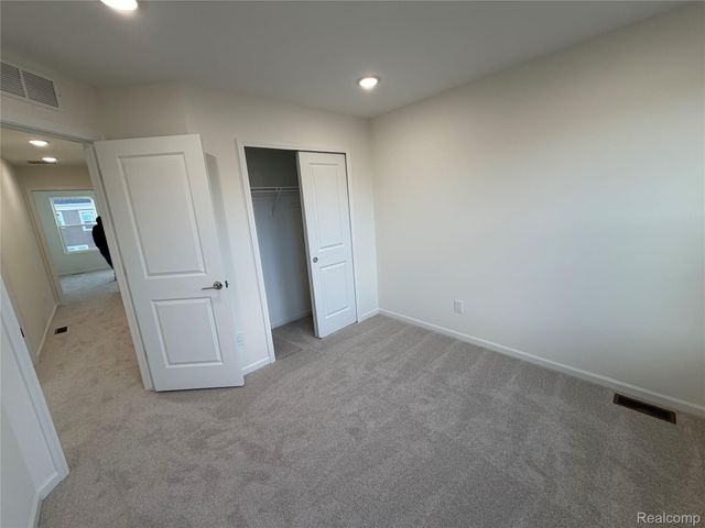 42822 Atwood Avenue, Novi, MI 48375