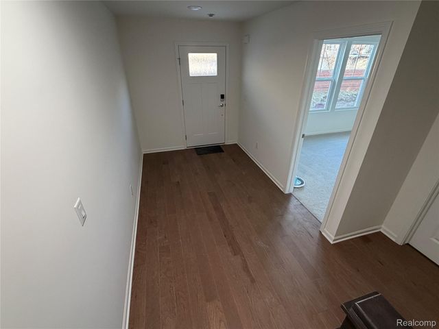 42822 Atwood Avenue, Novi, MI 48375