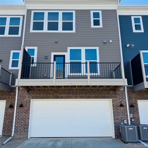 42822 Atwood Avenue, Novi, MI 48375