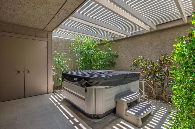 42 Lafayette Drive, Rancho Mirage, CA 92270
