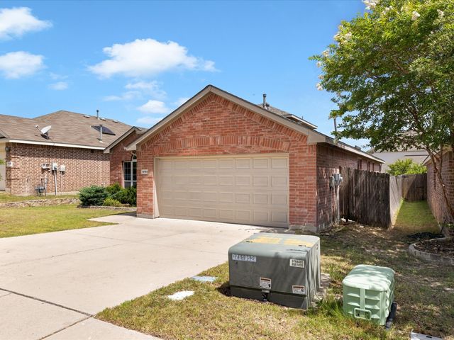 10504 Unity Drive, Fort Worth, TX 76108