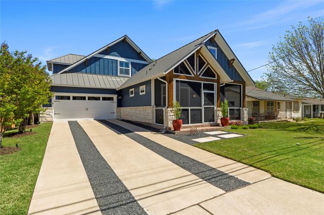 2004 Alegria RD, Austin, TX 78757