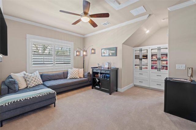 2004 Alegria RD, Austin, TX 78757