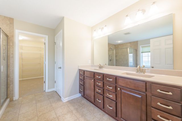 15739 Evergreen Avenue, Apple Valley, MN 55124